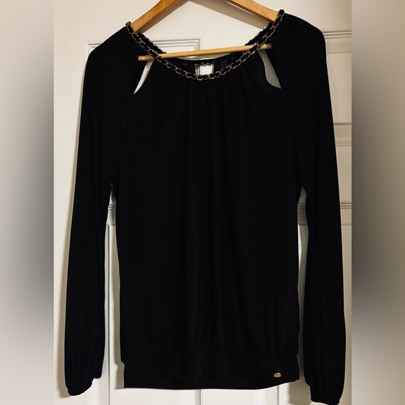 Guess Tops - Guess NWOT medium 
Elegant Black Chain-Detail Women's Top